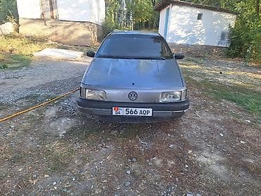 Продажа авто: Volkswagen Passat: 1991 г., 2 л, Механика, Бензин, Седан — 3