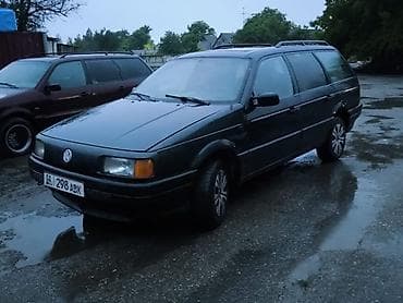 машина кузов: Volkswagen Passat Variant: 1991 г., 1.8 л, Универсал — 2