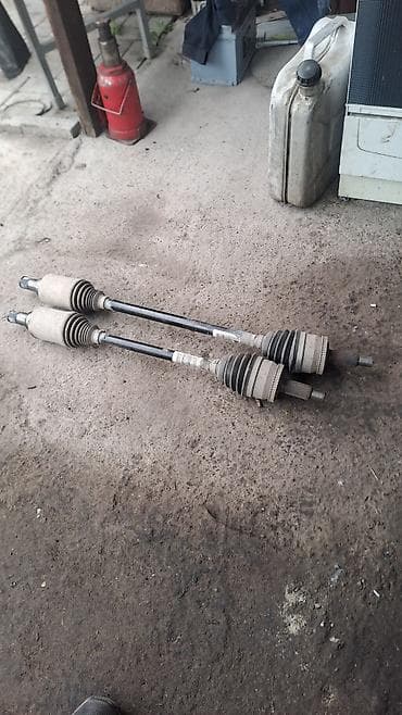 рестоврация шаровых опор: Граната С приводом BYD 2020 г., Б/у, Китай — 1