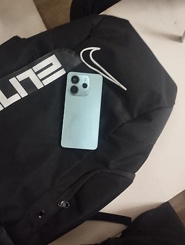 iphone 8s plus: Смартфон в мятно‑голубом цвете с двойной основной камерой и — 1