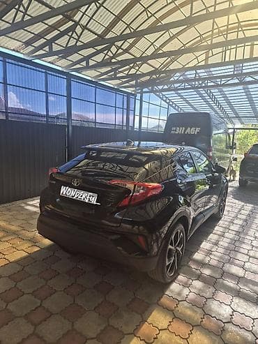 toyota prius 2023: Toyota C-HR: 2017 г., 2 л, Автомат, Бензин, Кроссовер — 3