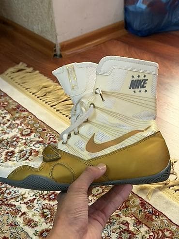 Личные вещи: Nike HyperKO — профессиональные боксерские ботинки Размер 10.5 цвет — 2