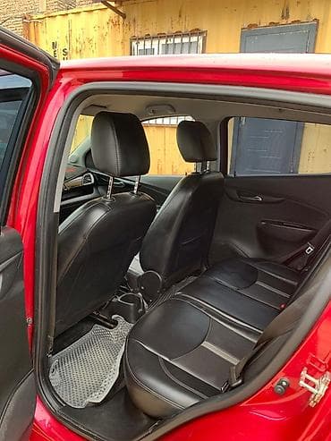 Chevrolet Spark: 2019 г., 1 л, Автомат, Бензин, Хэтчбэк — 8