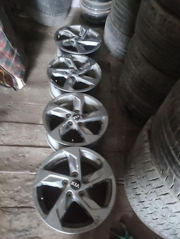 r18 5 114 3: Литые Диски R 16 Kia, Комплект, отверстий - 5, Б/у — 1