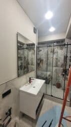 стол раздвижной низкий: Душ кабинасы Төрт бурчтук, Өлчөмү: 2 x 170 см, Поддондун бийиктиги: 8 см,Жабуусу: Тунук — 6