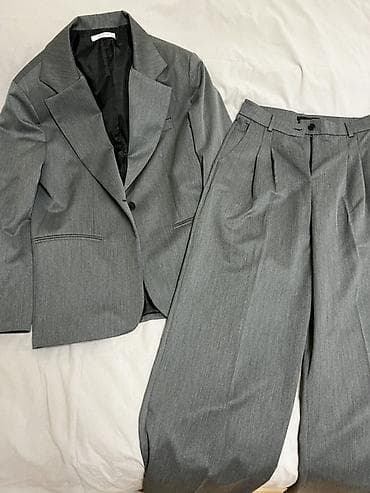 Платья: Классический серый женский костюм-двойка Размер xs/s торг есть — 1