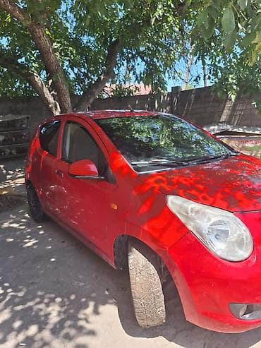 Suzuki Alto: 2010 г., 1.2 л, Механика, Бензин, Седан — 3