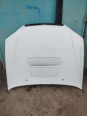 Чыпкалар: Капот Subaru — 1