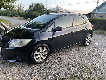 Toyota Auris: 2007 г., 1.4 л, Механика, Дизель, Хэтчбэк