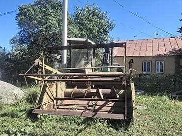 опрыскиватель помповый: Кукурузоуборочный комбайн самоходный - Тип: сельскохозяйственный — 1