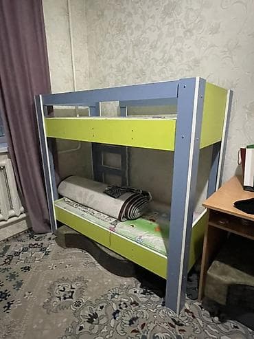 брюки спортивные мужские: Двухъярусная детская кровать, ЛДСП, цвет - Голубой — 3