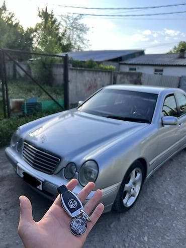 Транспорт: Mercedes-Benz E-Class: 2000 г., 3.2 л, Автомат, Бензин, Седан — 5