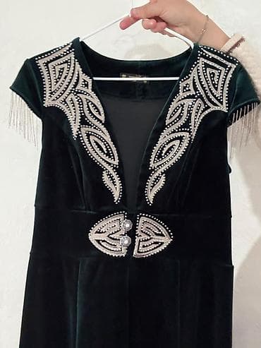 amber elixir: Вечернее платье, Длинная модель, Велюр, С рукавами, Стразы — 2