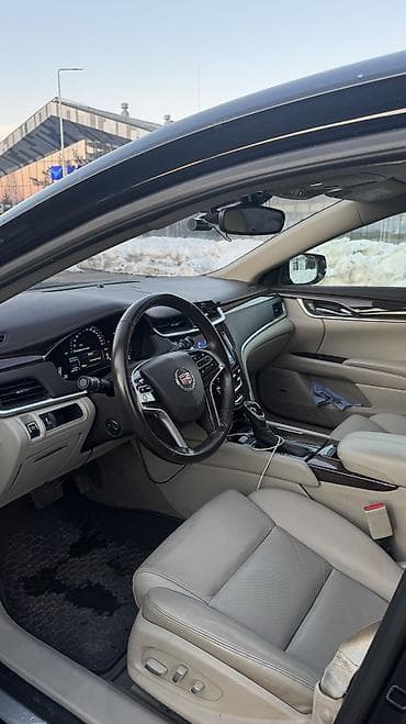 e53 4 8: Cadillac : 2013 г., 2 л, Автомат, Бензин, Седан — 10