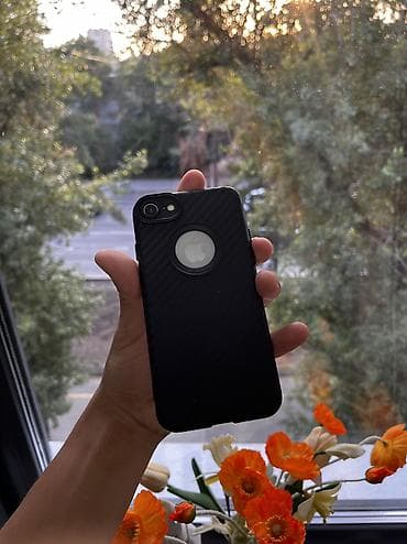 iphone 8 pro max: IPhone 8, Б/у, 64 ГБ, Natural Titanium, Чехол, 87 % — 5