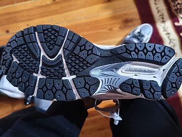 Кроссовки и спортивная обувь: Мужские кроссовки, 42, New Balance, Новый, цвет - Серый, Платная доставка — 7