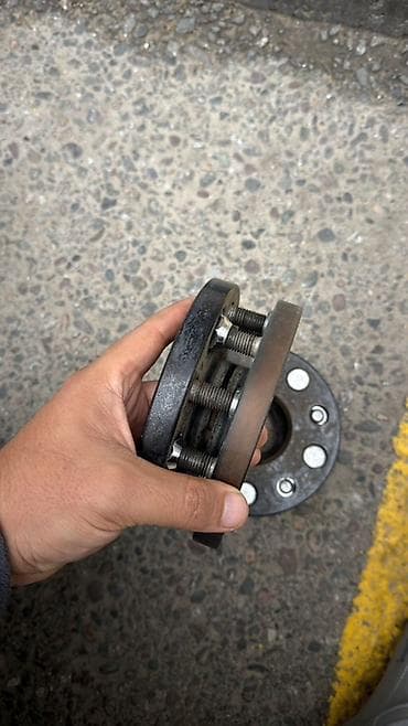 Проставки Toyota Б/у — 4