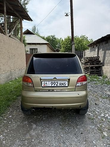 matiz 2009: Daewoo Matiz: 2011 г., 0.8 л, Механика, Бензин, Хэтчбэк — 2