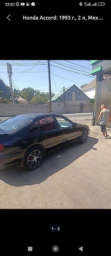 двигитил: Honda Accord: 1993 г., 2 л, Механика, Бензин, Седан — 5