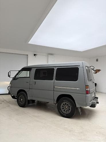 портер 2 шины: Mitsubishi Delica: 1995 г., 2.5 л, Автомат, Дизель, Внедорожник — 5