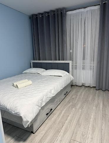 спальный двух: Продаю Двуспальную кровать с мягким изголовьем и выдвижными ящиками - — 1