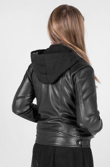 детская коляска с дождевиком: Детская куртка “Guess” оригинал привозили из Европы. Состояние — 2