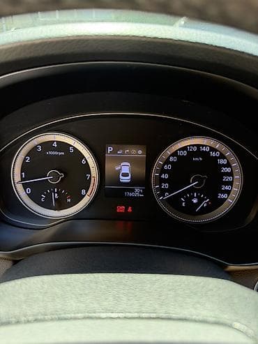 Продажа авто: Hyundai Grandeur: 2018 г., 3 л, Автомат, Газ, Седан — 7