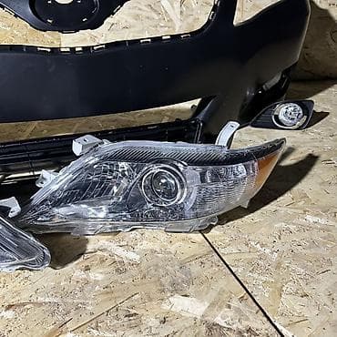 toyota фара: Комплект передних фар Toyota — 1