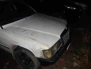 rex sprinter: Mercedes-Benz 190: 1985 г., 2 л, Механика, Бензин, Седан — 3