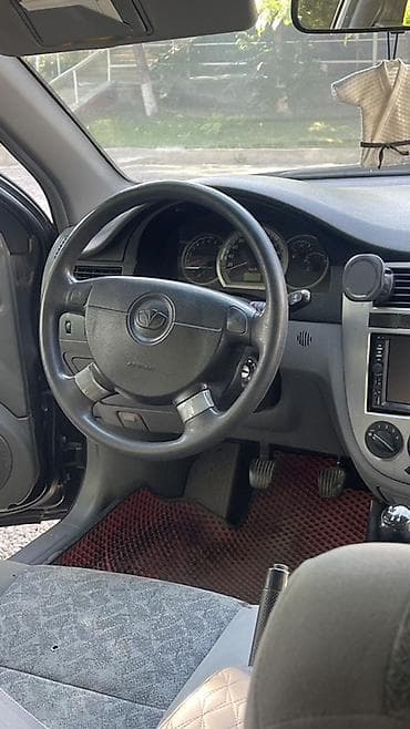 infinity g35: Daewoo Lacetti: 2004 г., 1.6 л, Механика, Бензин, Седан — 6