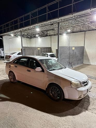 Daewoo: Daewoo Gentra: 2004 г., 1.6 л, Механика, Бензин, Седан — 4