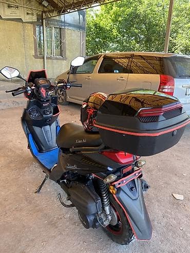 м8 pro: Скутер Xiao Ai 50–150 см³ (модельная линейка), спортивный дизайн — 4