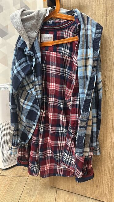 форма футбольный: Продаю зимние куртки Carters, Next, другие бренды, что то новое, что — 3