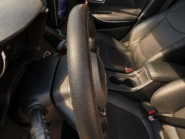 windom 2003: Toyota Corolla: 2020 г., 1.8 л, Автомат, Гибрид, Седан — 6
