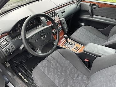 Продажа авто: Mercedes-Benz E-Class: 1999 г., 3.2 л, Автомат, Бензин, Седан — 7