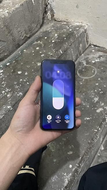iphone 11pri: IPhone 11 Pro, Space Gray — 3