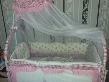 куплю письменный стол бу: Продаю кроватку, в отличном состоянии. Высота места, где лежит ребенок — 1