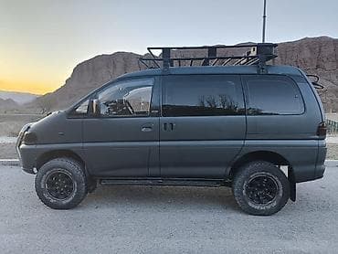 клиренса: Mitsubishi Delica: 1995 г., 2.8 л, Автомат, Дизель, Минивэн — 5