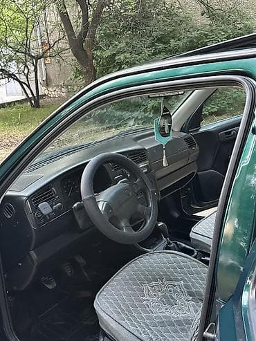 cl: Volkswagen Vento: 1996 г., 1.8 л, Механика, Бензин, Седан — 7