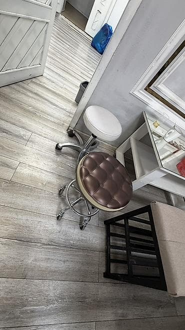 coffee table: Салонная мебель и оборудование для косметологии/тату/ресниц: - — 3