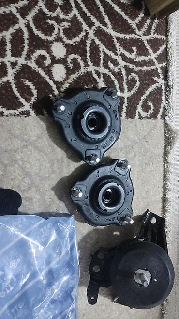 e53 x5: Toyota Ist: 2003 г., 1.5 л, Автомат, Бензин, Хэтчбэк — 8