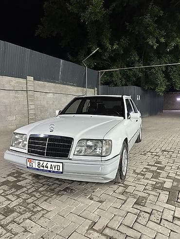Mercedes-Benz W124: 1993 г., 3.2 л, Автомат, Бензин, Седан