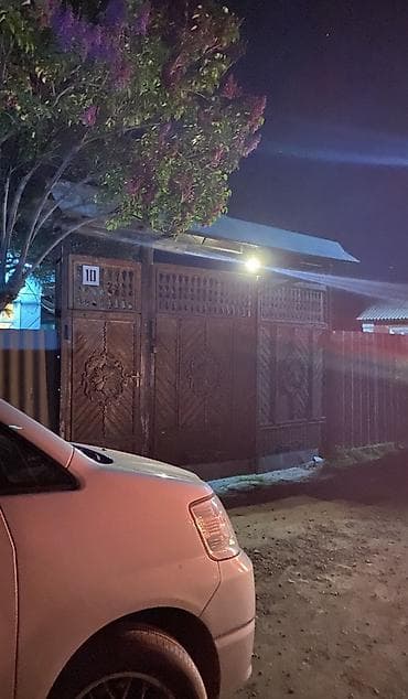 квартира общежития: Дом с участком - Одноэтажный дом с чердаком, фасад оштукатурен — 5