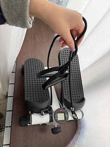 Мини-степпер с эспандерами и счетчиком Компактный домашний тренажер