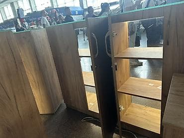 Торговые витрины/прилавки из ЛДСП с остеклением и подсветкой - — 4