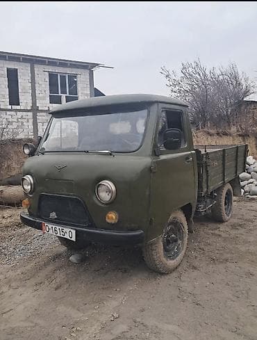УАЗ 452 Buhanka: 1980 г., 2.4 л, Механика, Бензин, Фургон