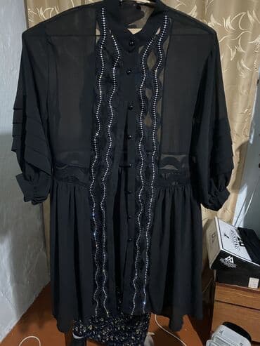 Верхняя одежда: Двойка
Очень красиво смотрится когда одевают — 1