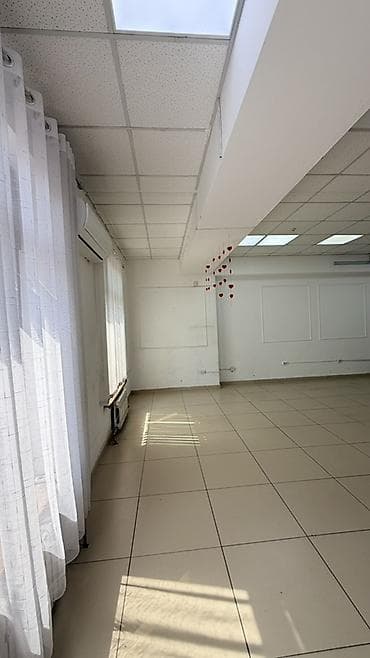 торговый места: Аренда офисов, 40 м², 1 линия — 6