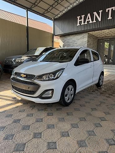 spar: Chevrolet Spark: 2018 г., 1 л, Автомат, Бензин, Хэтчбэк — 3