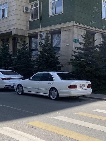 ej de: Mercedes-Benz E-Class: 2000 г., 4.3 л, Автомат, Бензин, Седан — 1